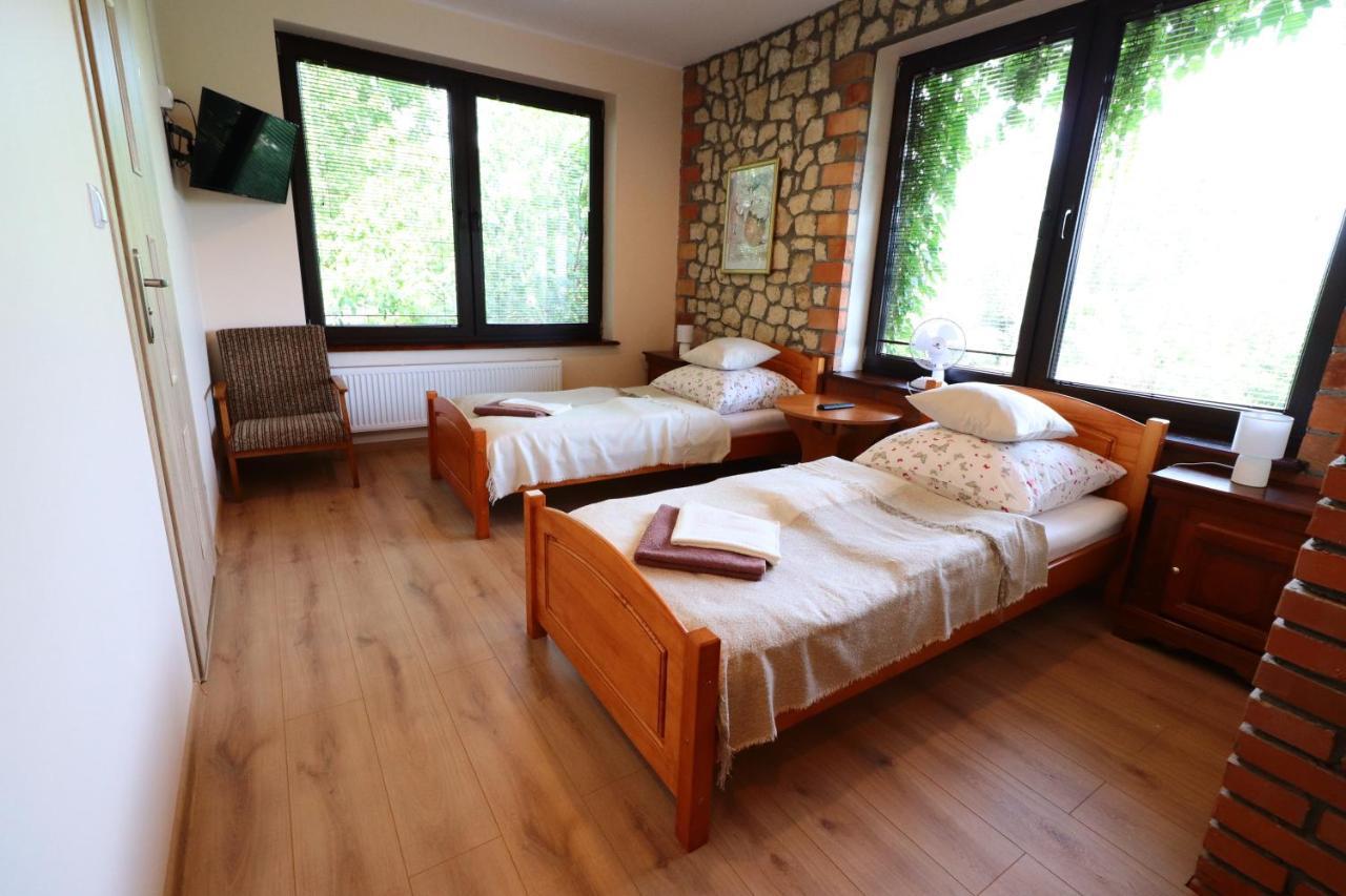 Karczma Pod Jesionem Hotel Brdow Exterior photo