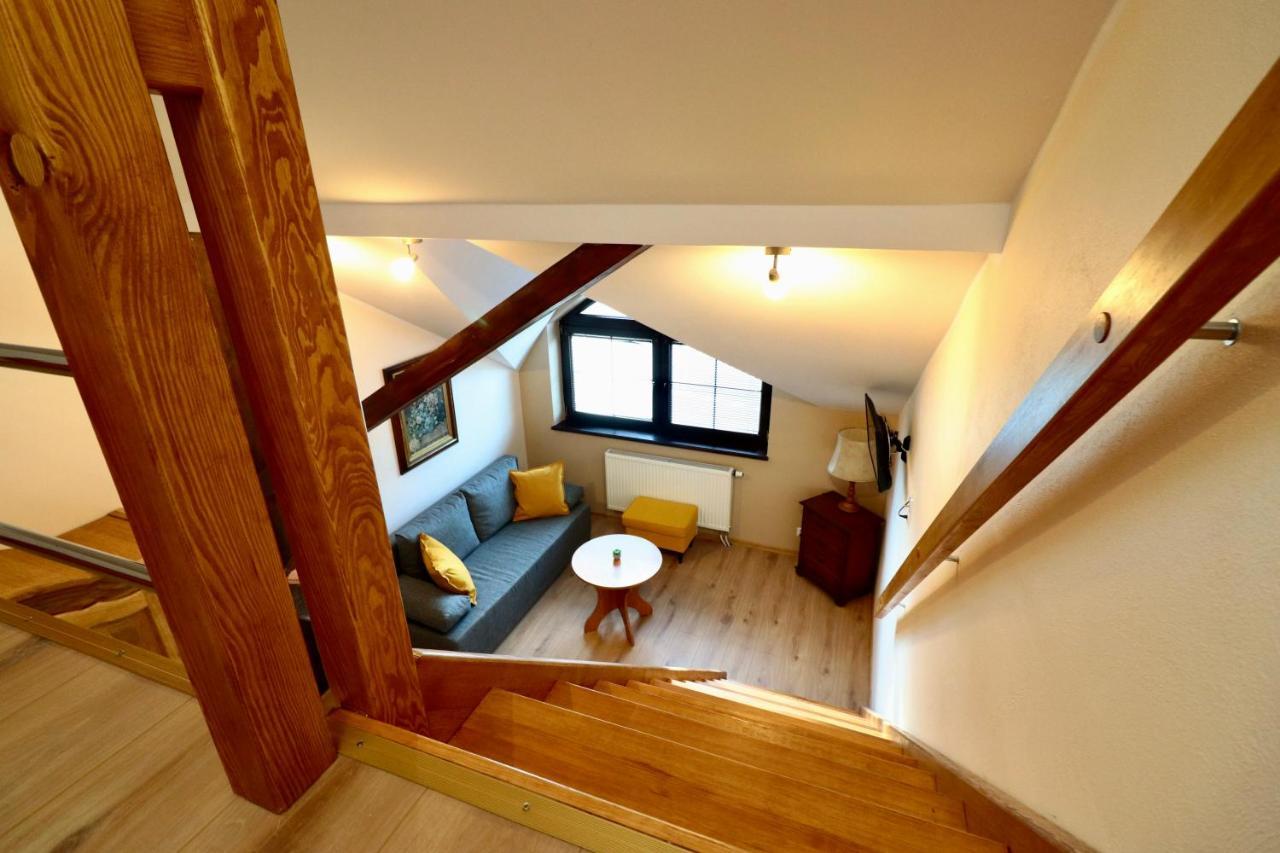 Karczma Pod Jesionem Hotel Brdow Exterior photo